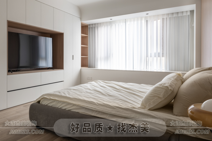 大連裝修潮流趨勢(shì)之現(xiàn)代簡(jiǎn)約案例賞析典雅素凈溫潤空間9.png